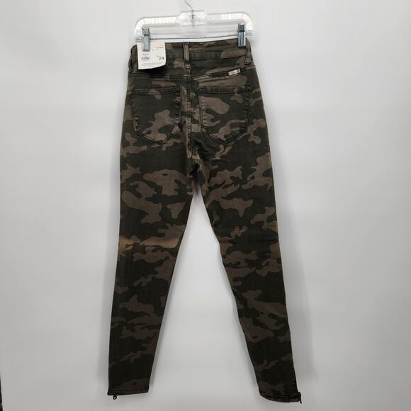 NWT KanCan Camo Denim Estilo Skinny Zippered Leg Women's Jeans 24 - Picture 9 of 9